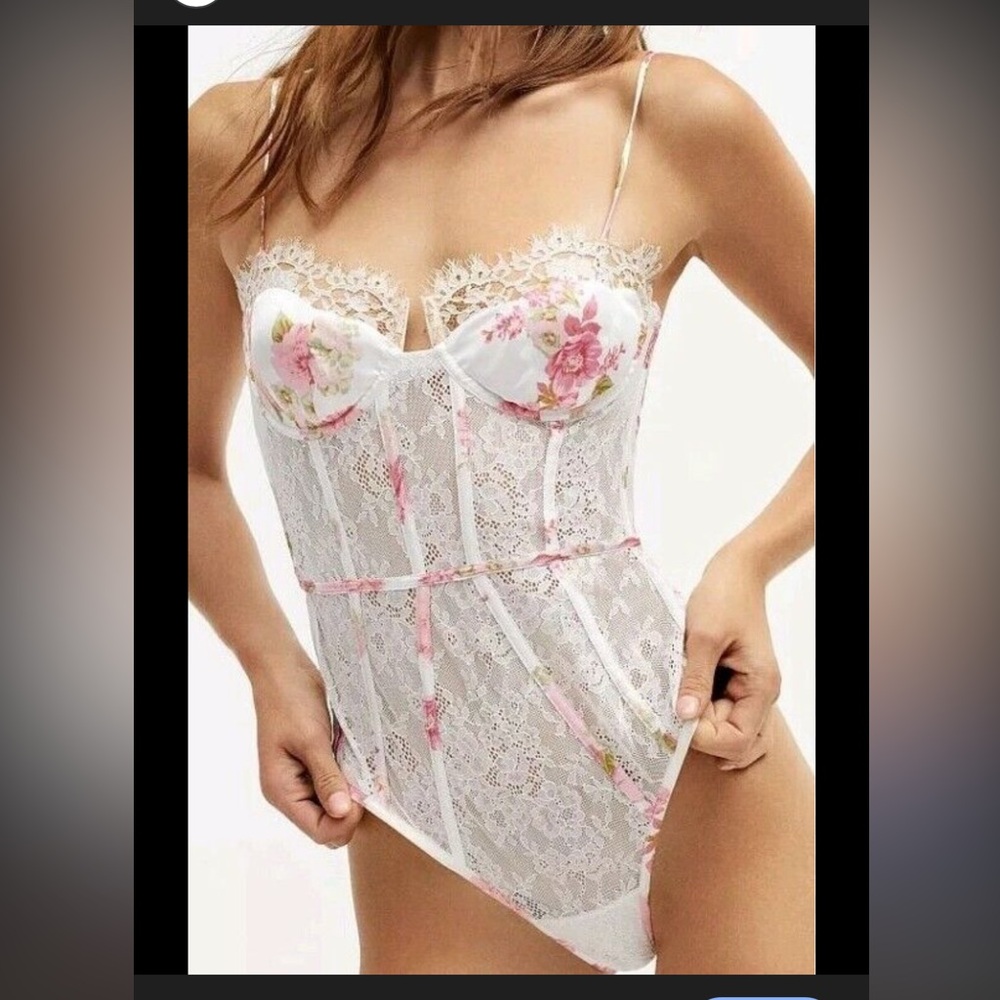 For Love and Lemons Melrose Bodysuit - White and Pink